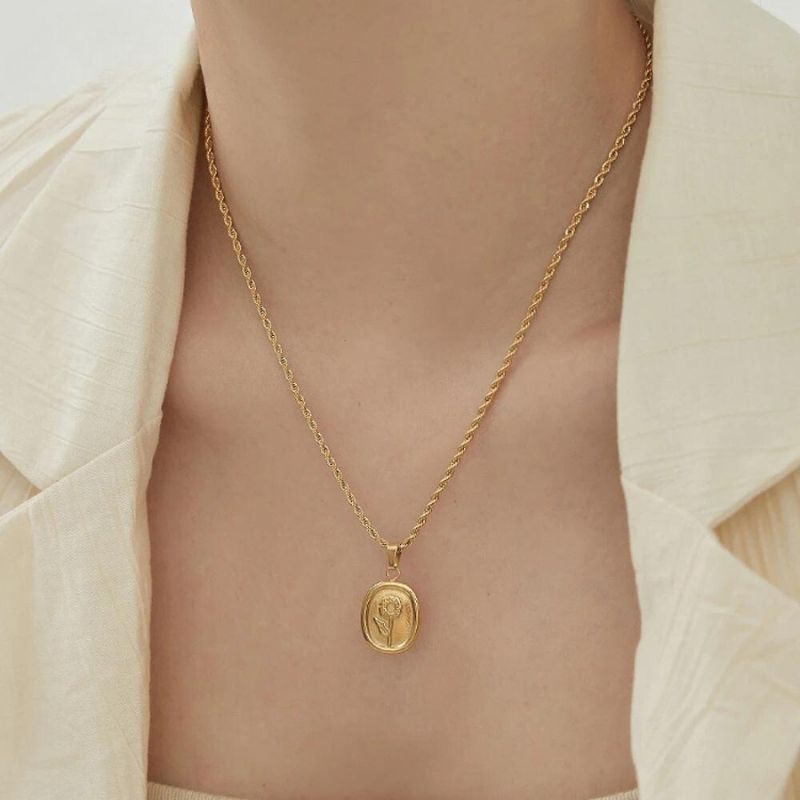 Beloved Bloom Gold Necklace