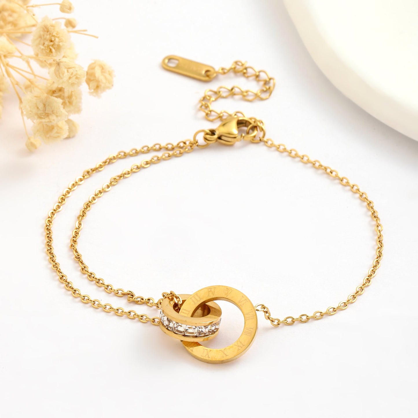 Circle Linked Gold Bracelet