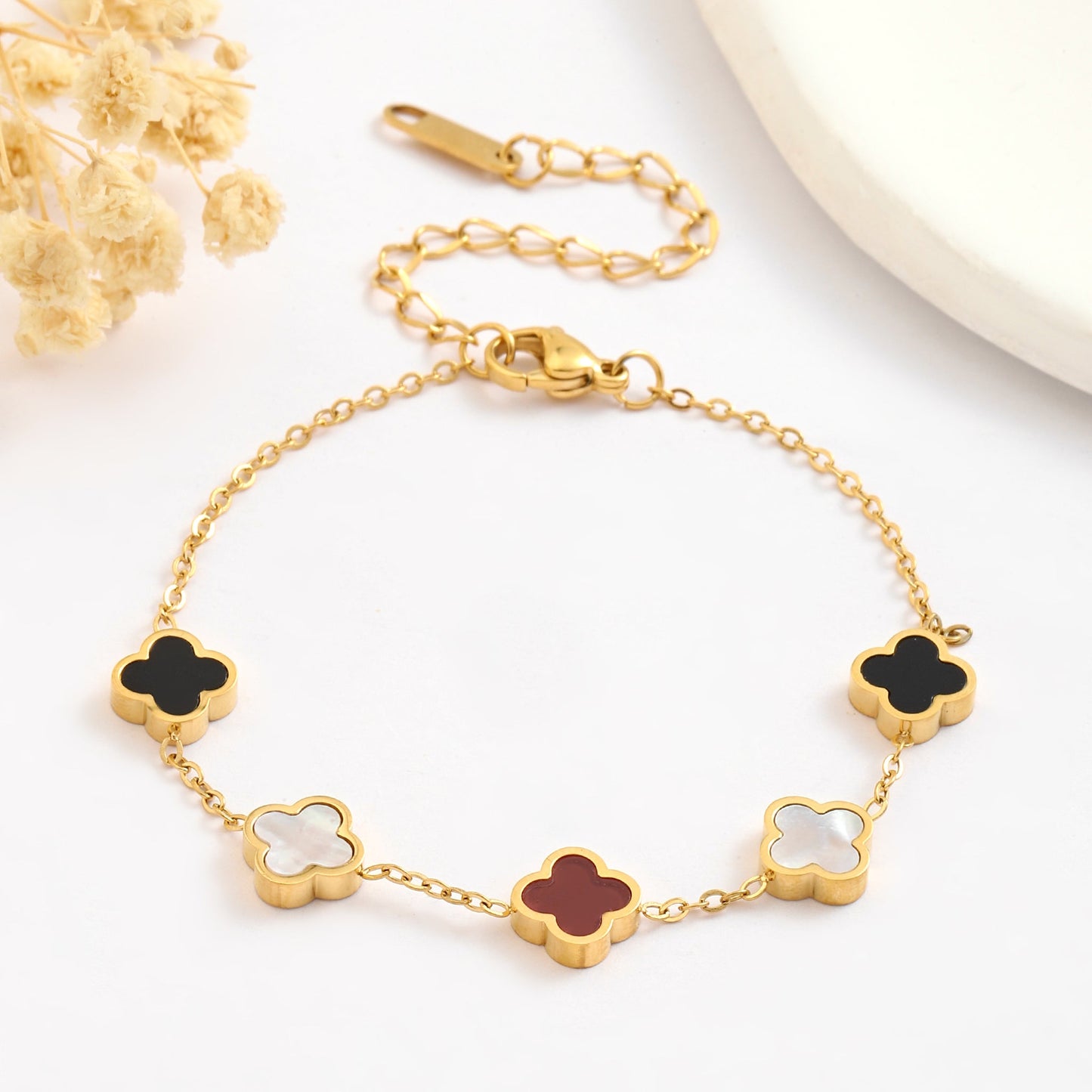 Cherish Clover Multicolor gold Bracelet