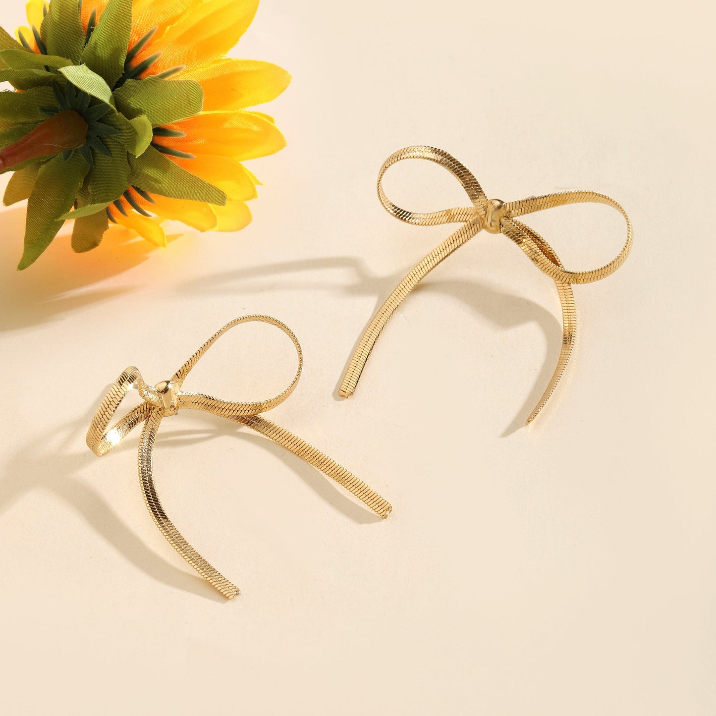 Bowy Bow Luxury Gold Earring