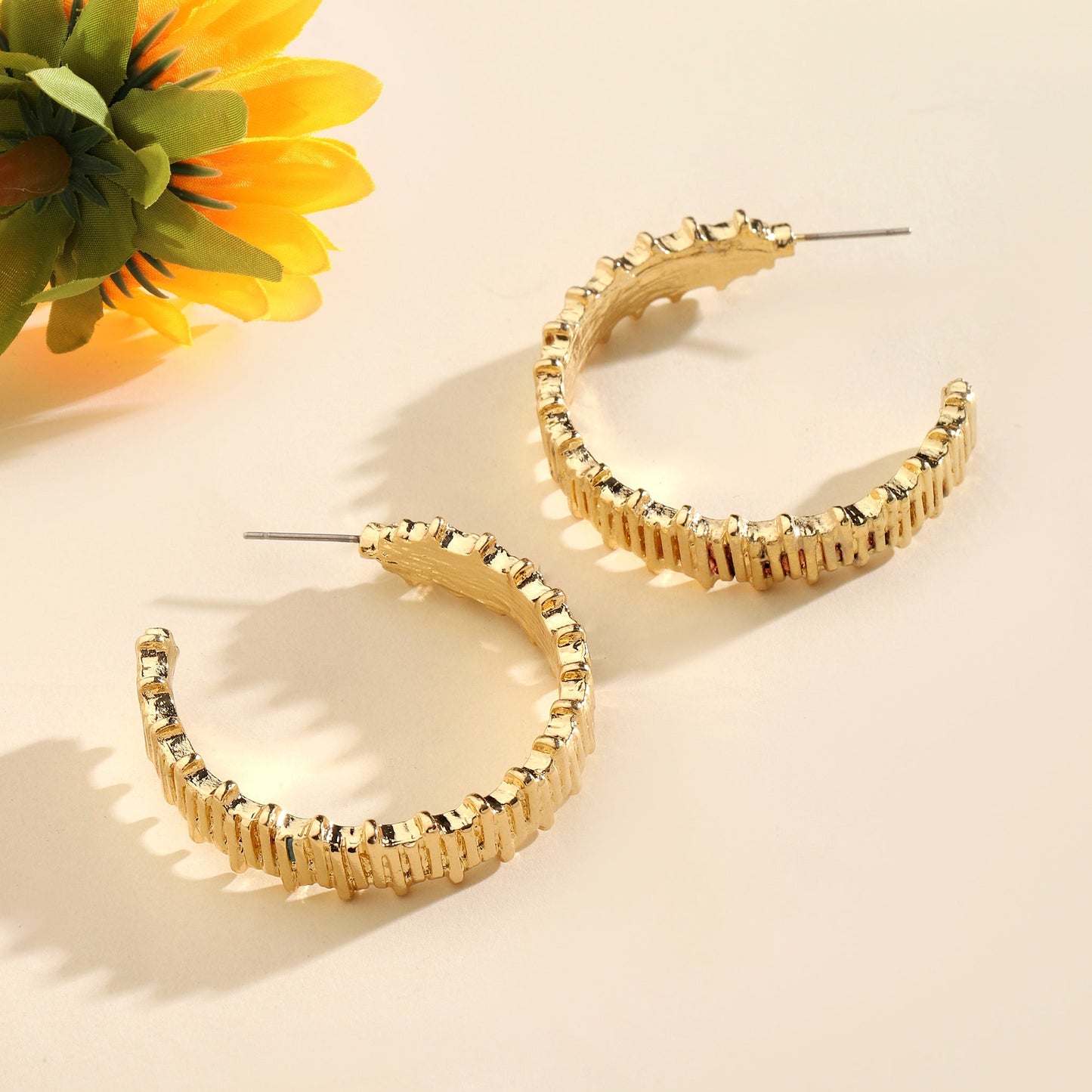 Supple Luxury Gold Hoop Earring