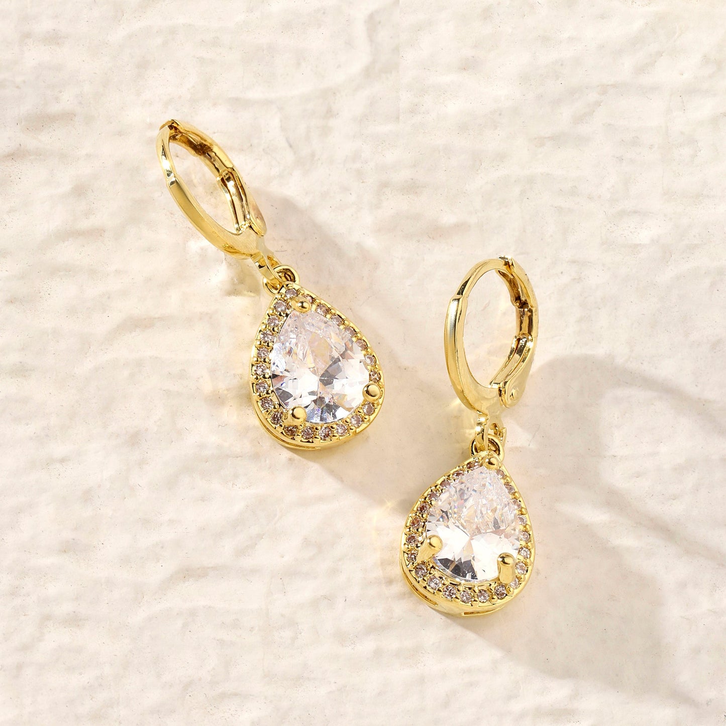 Aven Drop Crystal Earring