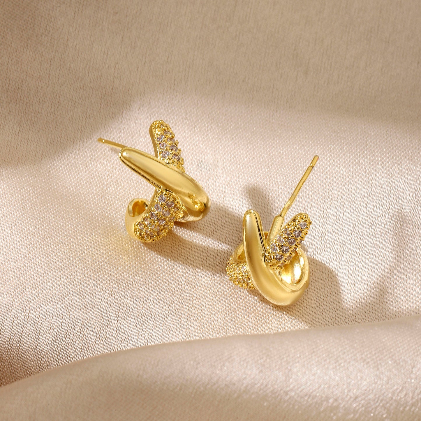 Asterin Gold Earring