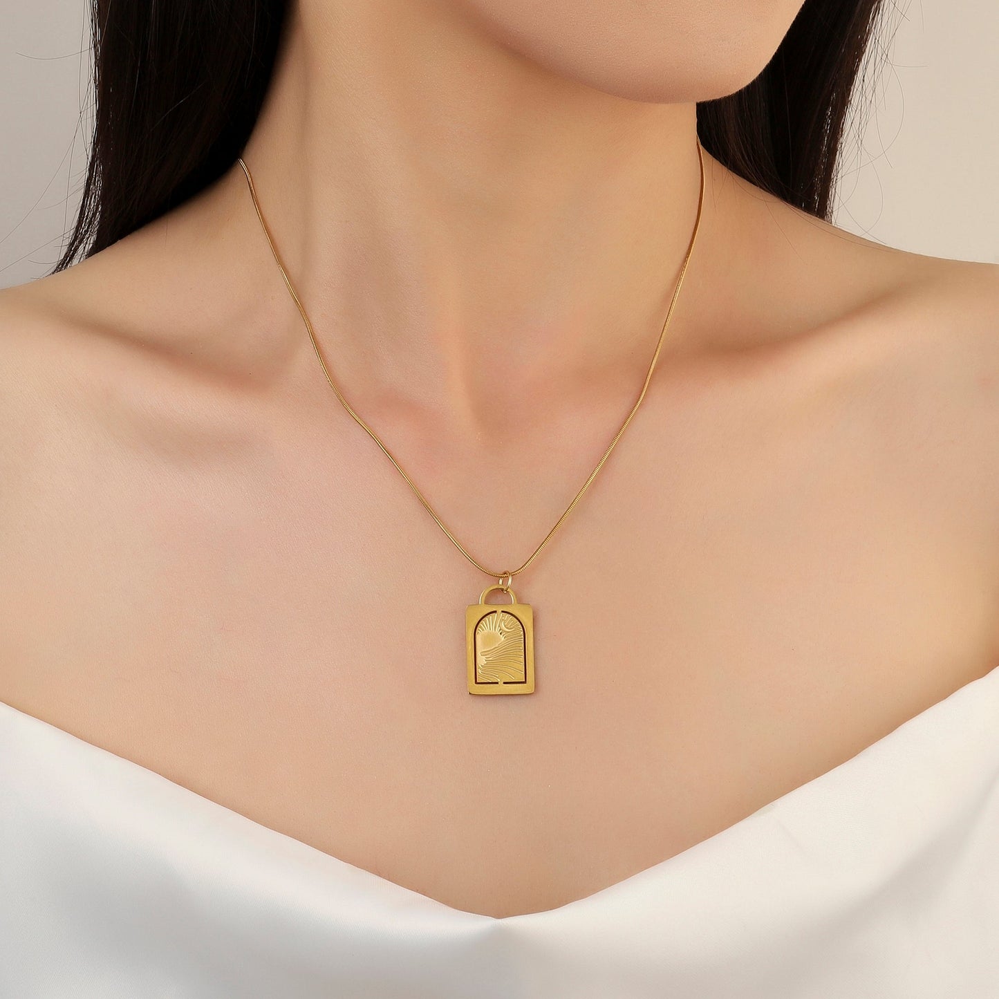 Sunray Frame Gold Necklace