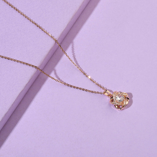 Warpped Solitaire Rosegold Necklace