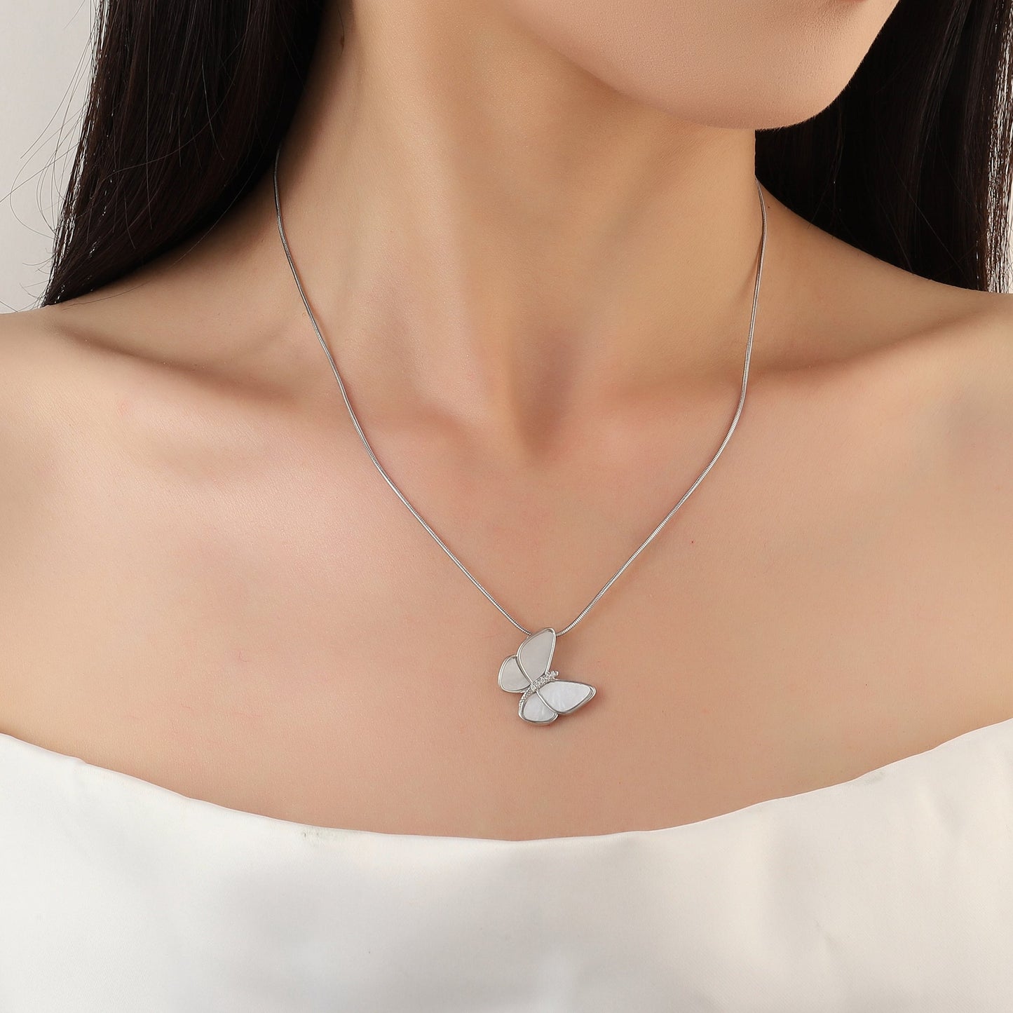 Wing It Silver Necklace