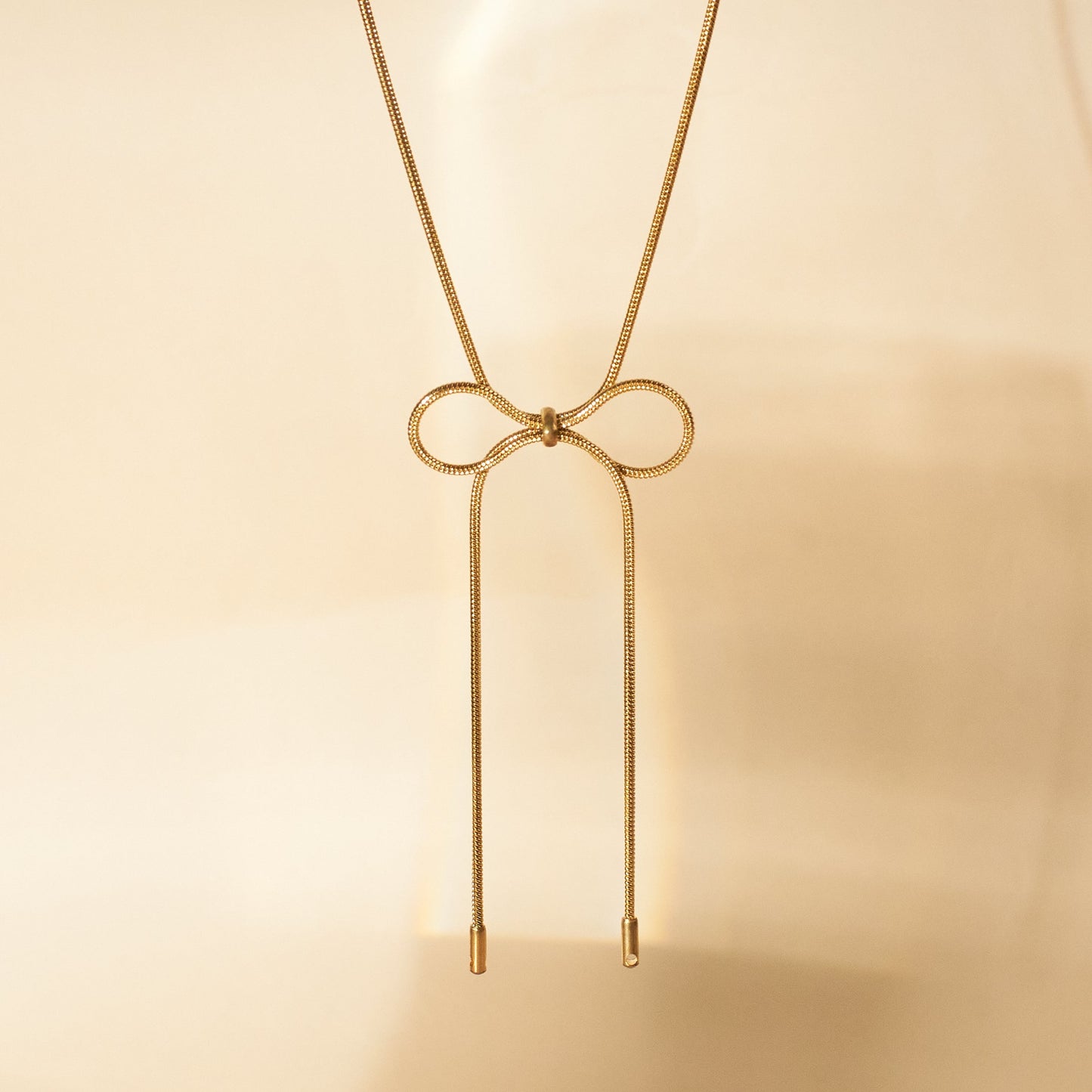 Chic Bow Gold Pendant