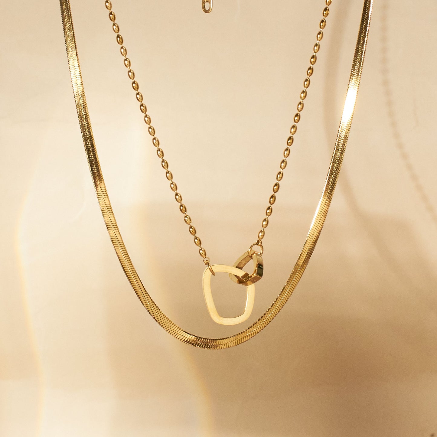 Classic Beauty Gold Necklace