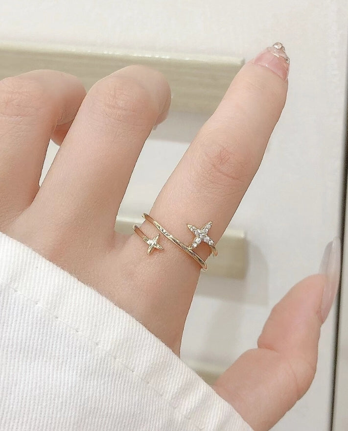 Twinkling Studded Star Gold Ring