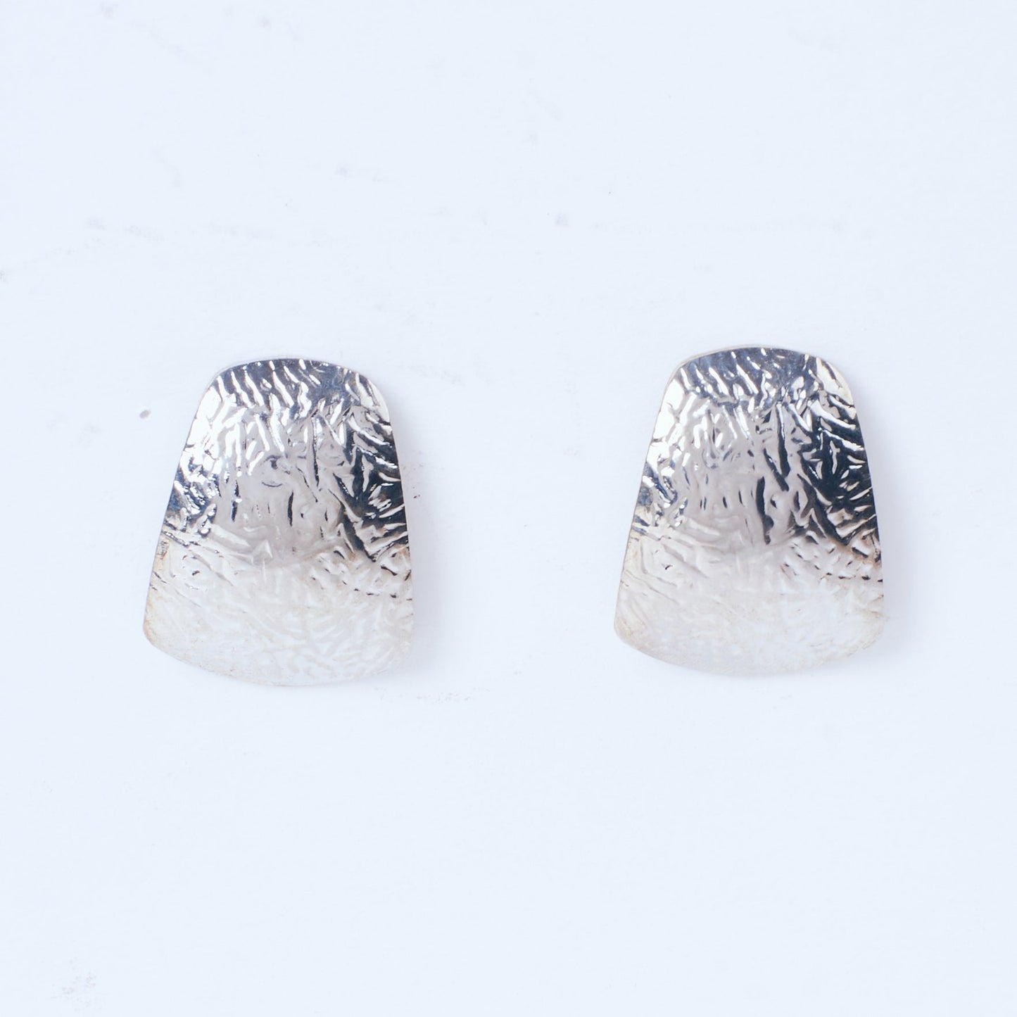 Chillin Silver Earring